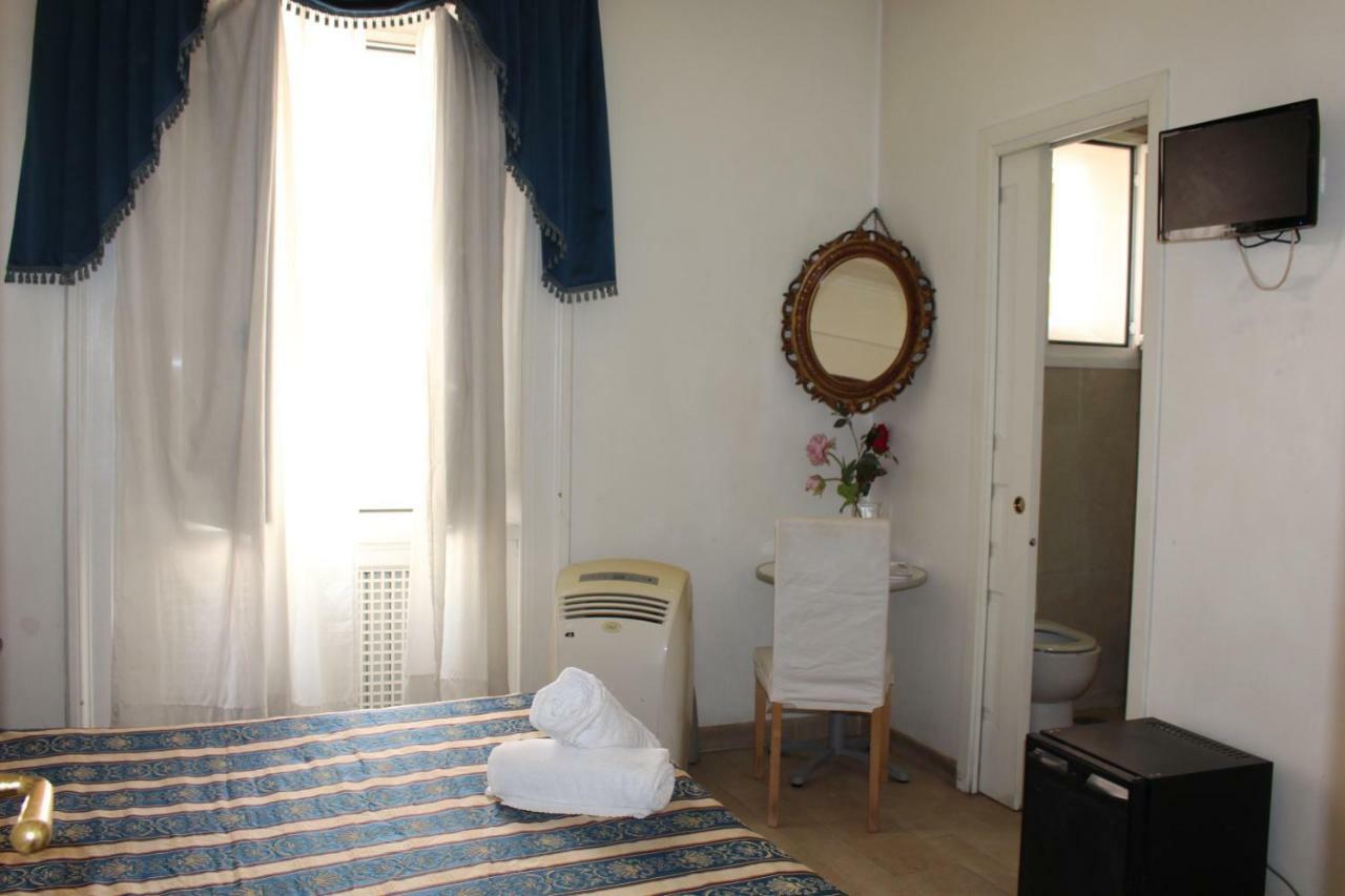 Light Inn Affittacamere Ρώμη Εξωτερικό φωτογραφία